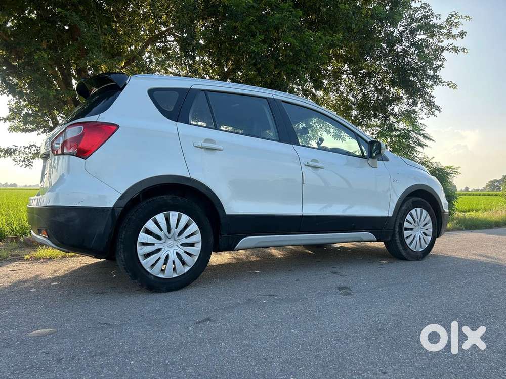 Maruti Suzuki S Cross 2016 Diesel Well Maintained