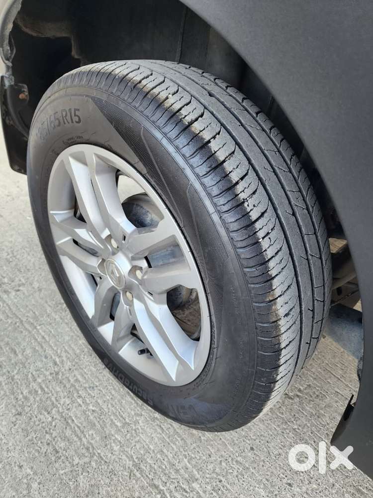 Renault Triber Rxz, 2024, Petrol