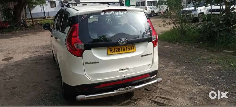 Mahindra Marazzo 2019 Diesel 60000 Km Driven