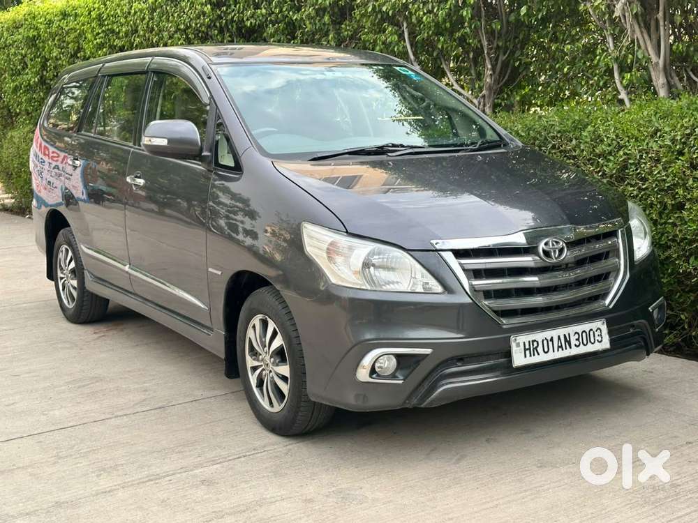 Toyota Innova 2.5 Vx 7 Seater Bs Iv, 2015, Diesel