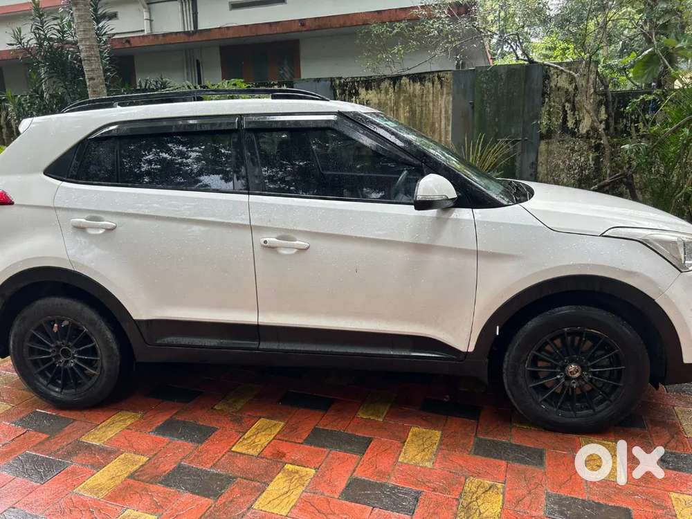 Original Kerala Registration Single Owner , Full Service At Showroom