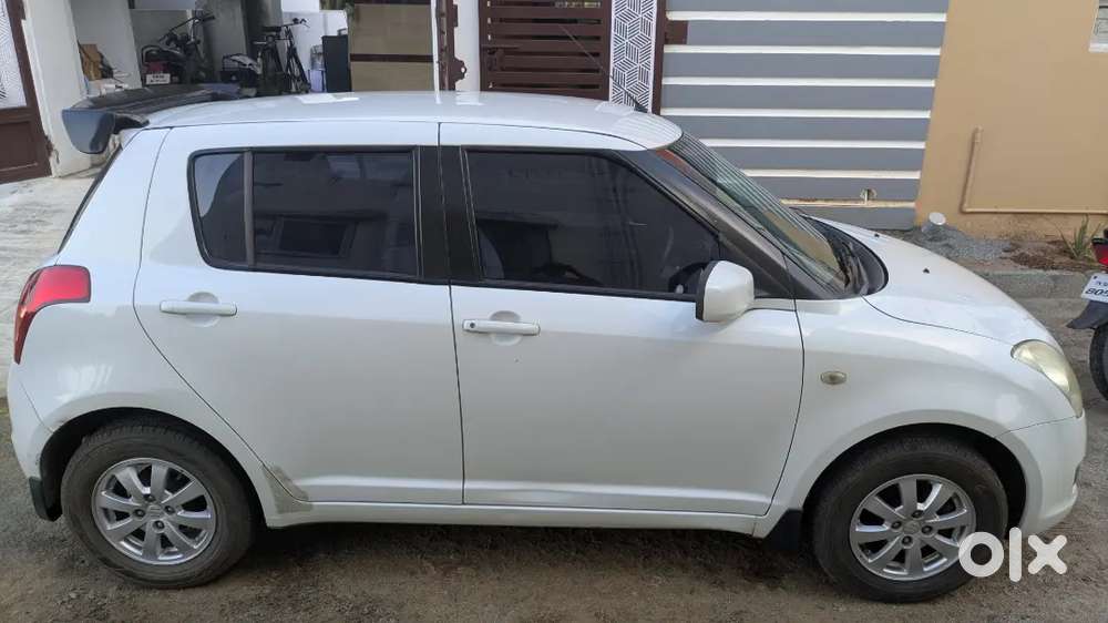 Maruti Suzuki Swift 2010 Petrol Well Maintained