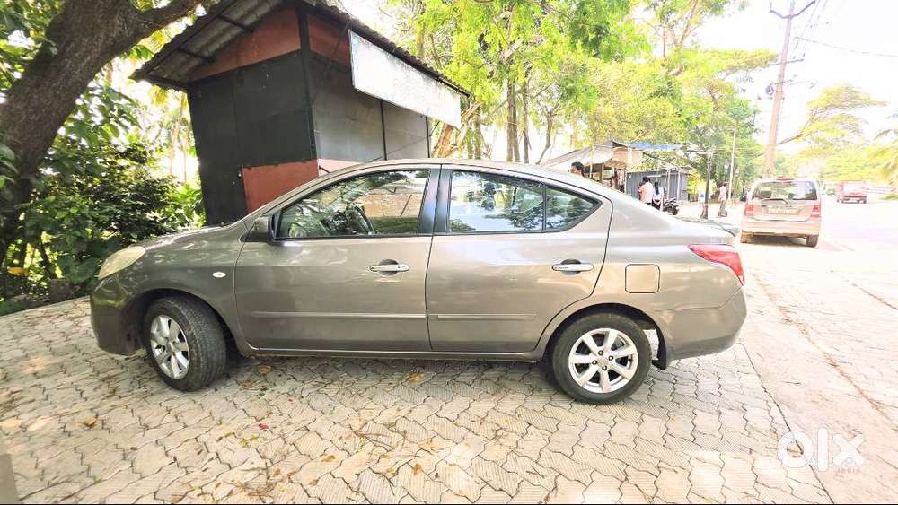 Nissan Sunny Edition 2013 -petrol