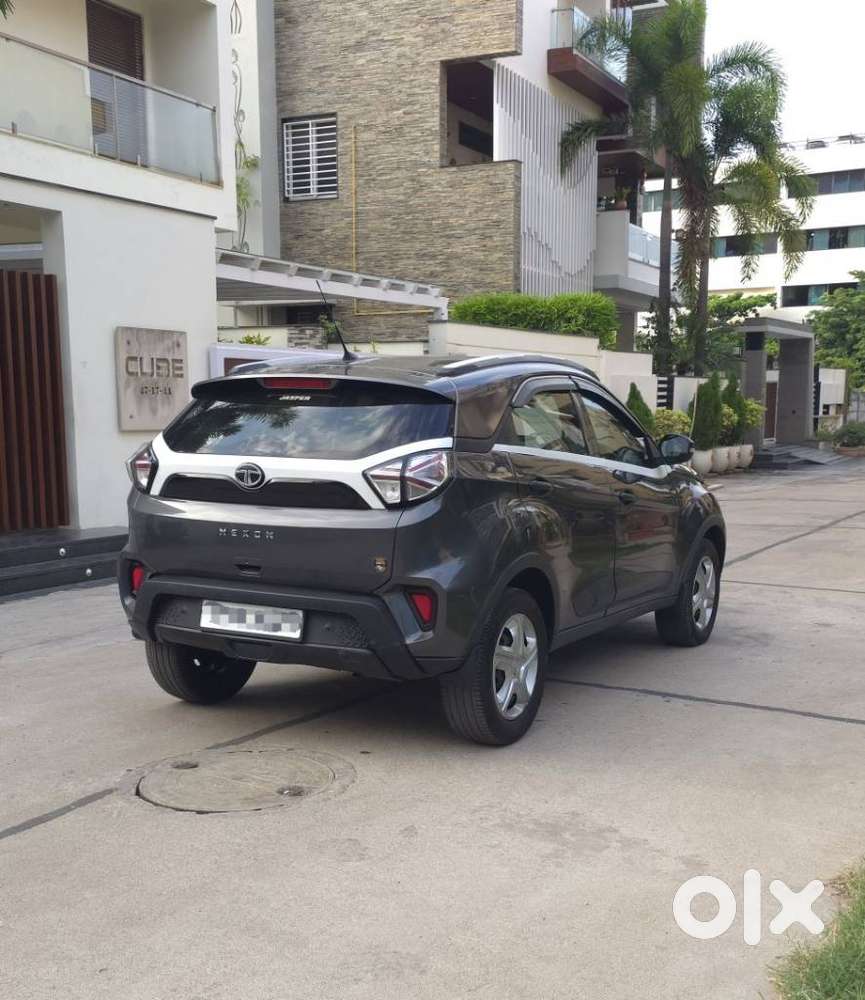 Tata Nexon 1.5 Revotorq Xm (s), 2021, Diesel