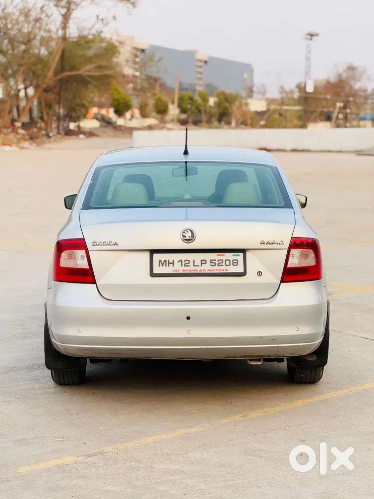 Skoda Rapid  2015