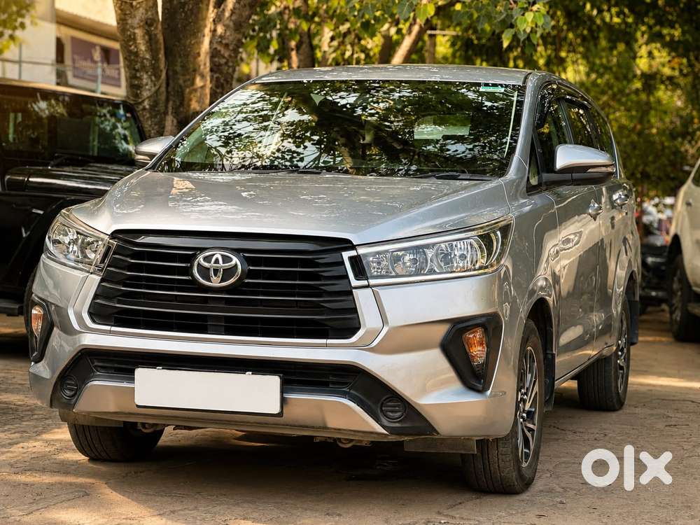 Toyota Innova Crysta 2.4 G Mt 8s, 2022, Diesel
