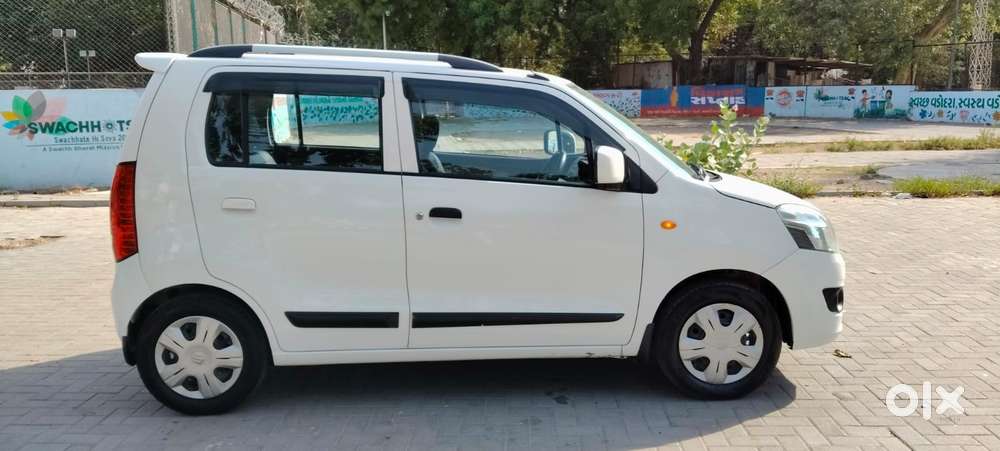 Maruti Suzuki Wagon R Vxi 1.0, 2018, Cng & Hybrids