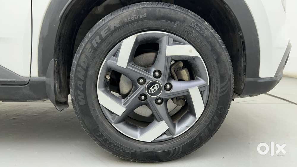 Hyundai Venue Sx Plus Turbo Dct, 2022, Petrol