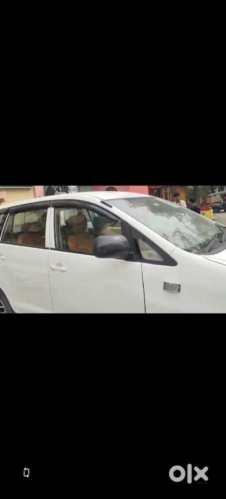 Innova 8 Seater Super Mint Condition