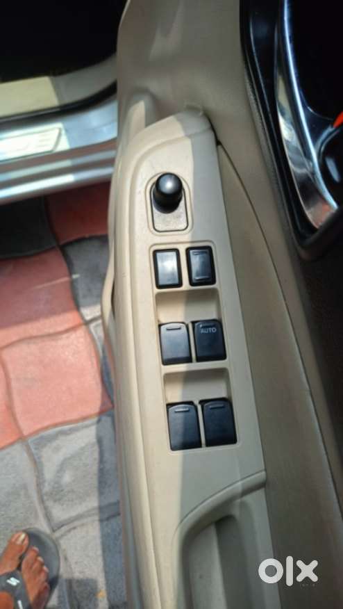 Maruti Suzuki Dzire 1.2 Vxi, 2017, Petrol