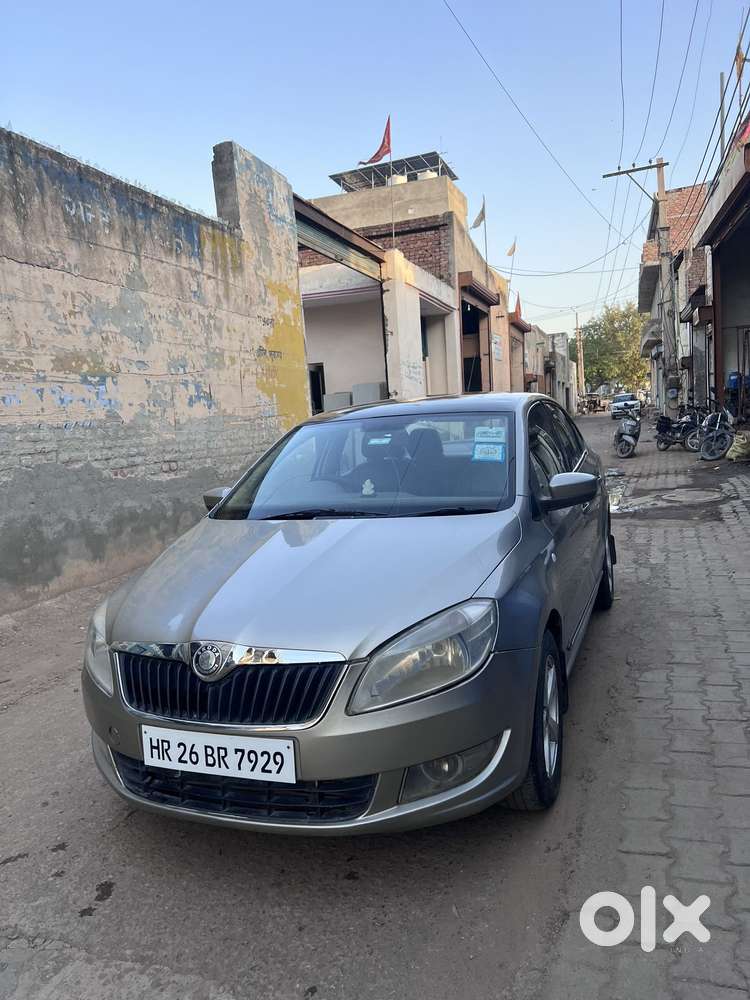 Skoda Rapid 1.5 Tdi Cr Elegance Plus, 2012, Diesel