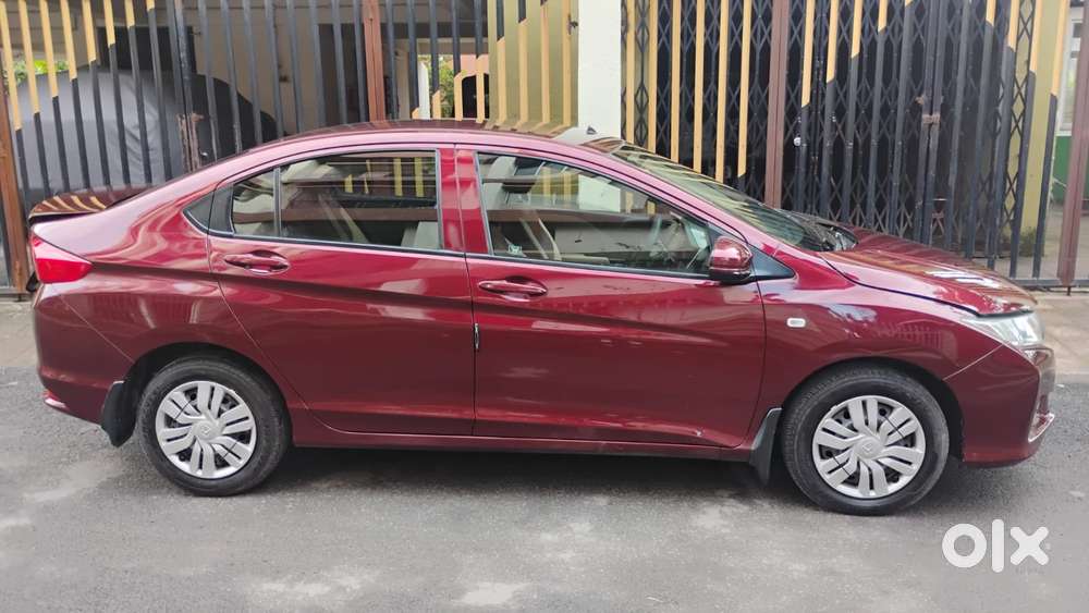 Honda City I-vtec Cvt V, 2016, Petrol