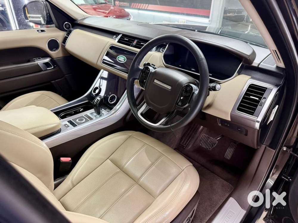 2021 Range Rover Sport P300 Hse