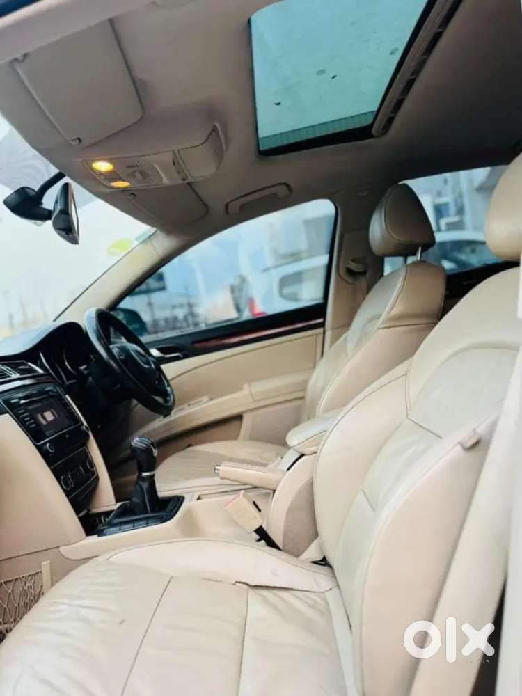 Skoda Superb Elegance 2013