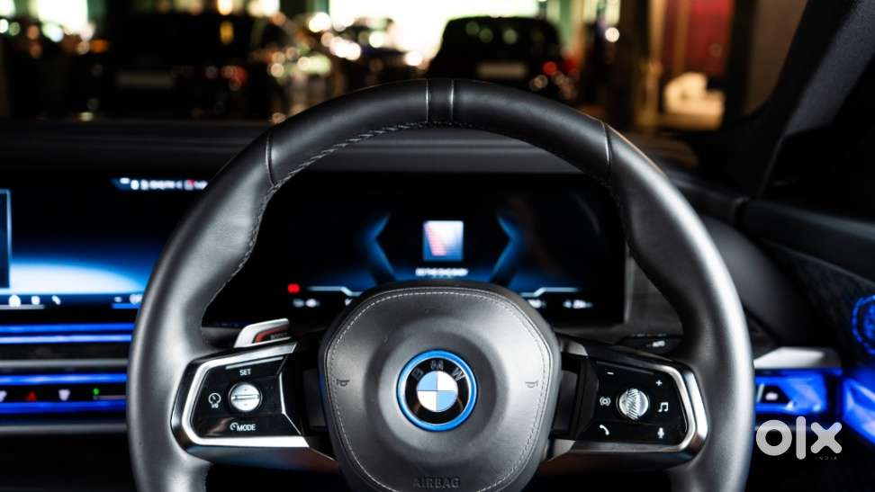 Bmw I7 Xdrive60, 2023, Electric