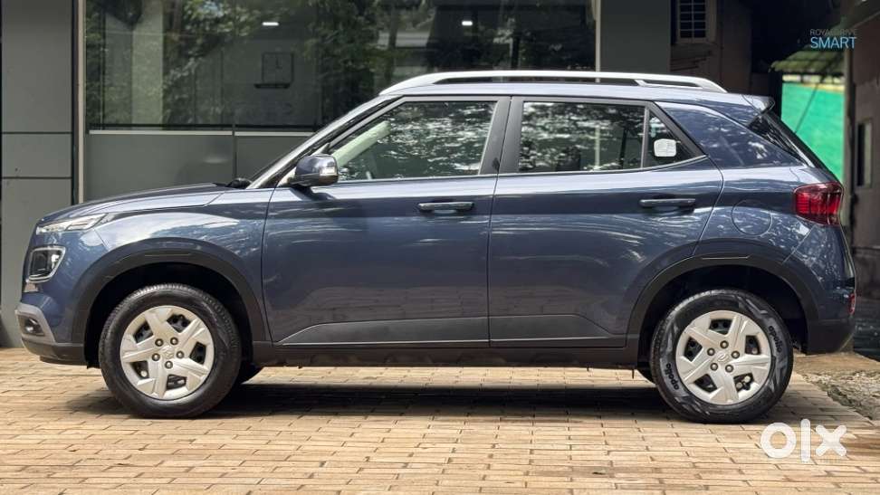 Hyundai Venue, 2021, Petrol