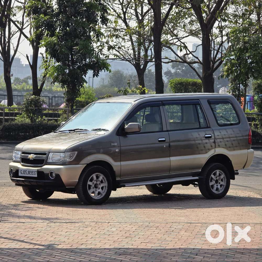 Chevrolet Tavera Neo Lt-l - 9 Seats Bsiii, 2015, Diesel