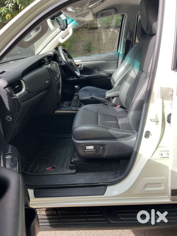Toyota Fortuner [2021-ongoing] 2.8 2wd Diesel Mt, 2022, Diesel