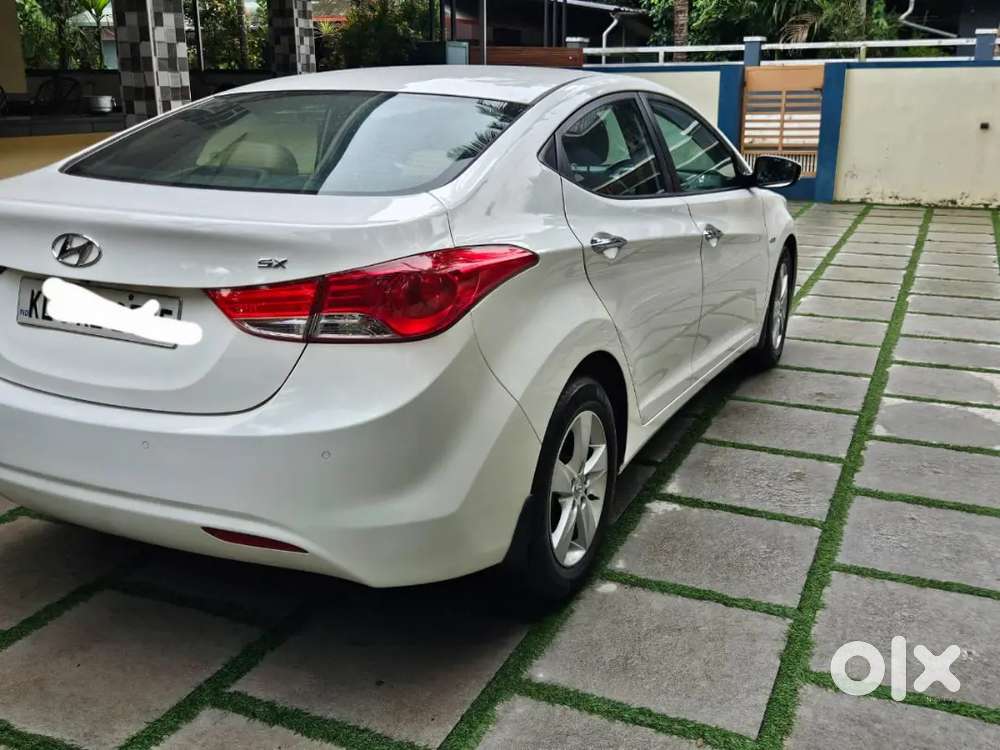 Hyundai New Elantra 2012 Diesel Manual