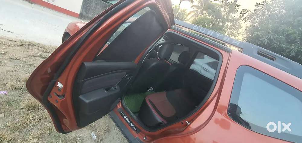 Automatic Duster Petrol