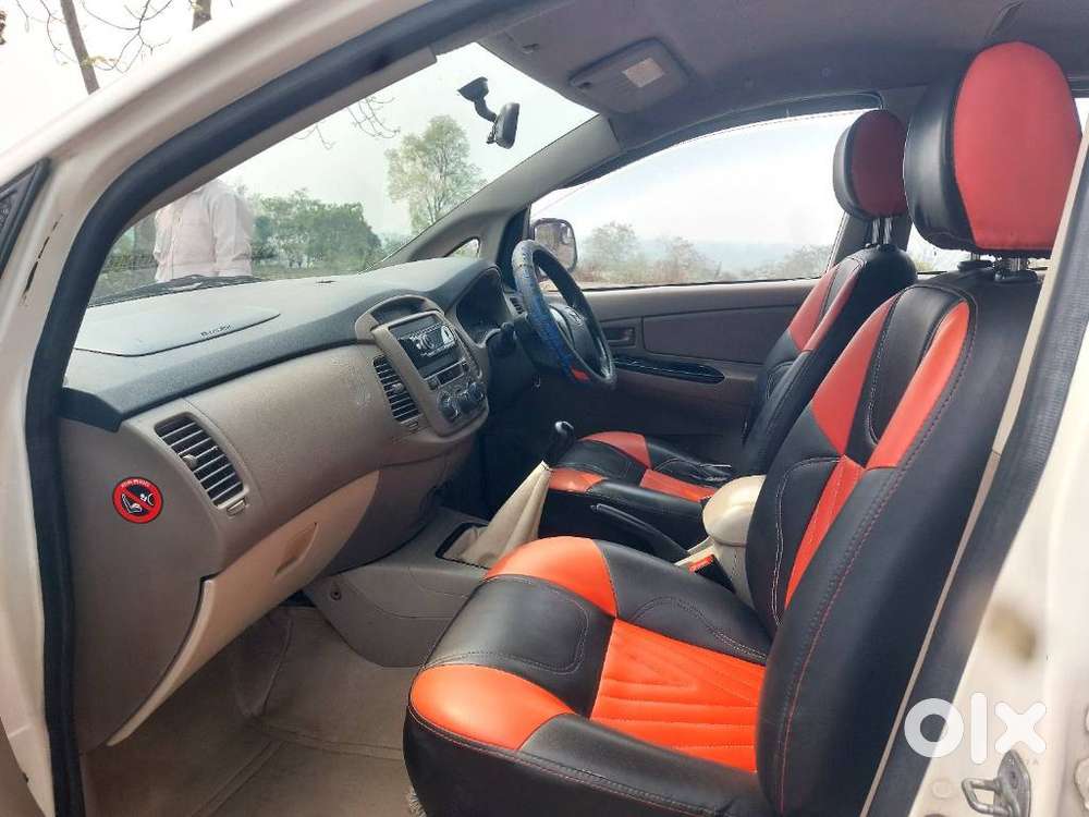 Toyota Innova 2.5 G (diesel) 7 Seater, 2015, Diesel