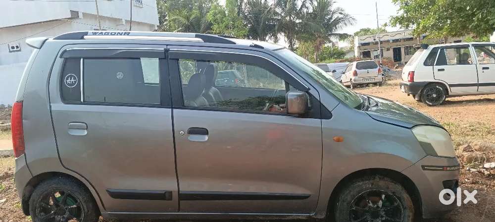 Maruti Suzuki 1000 2013