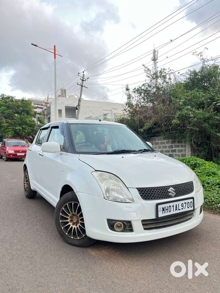 Maruti Suzuki Swift Lxi Bsiii, 2010, Petrol
