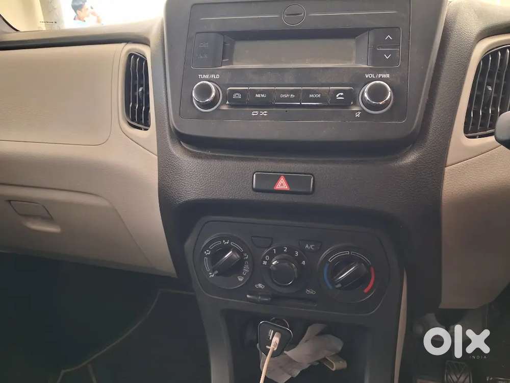 Grey Color Less Kilometers Used Car Vxi Model Not Zxi