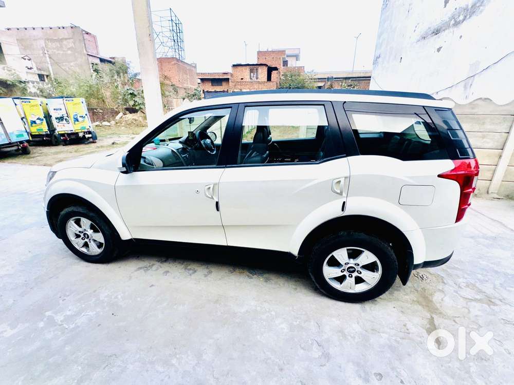 Mahindra Xuv500 W8 Dual Tone, 2013, Diesel