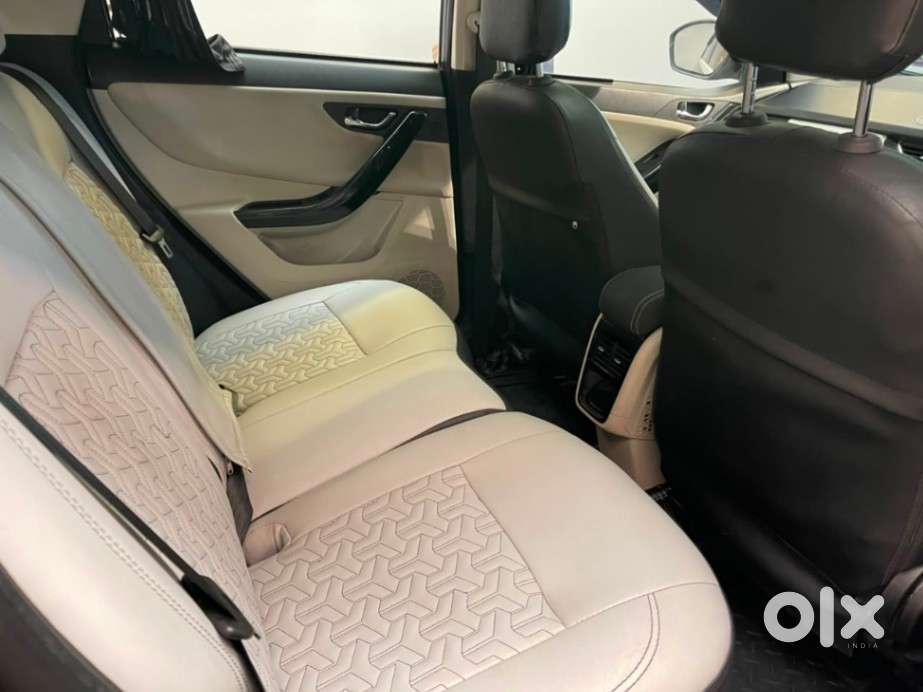 Tata Nexon 1.2 Revotron Xza Plus, 2022, Petrol