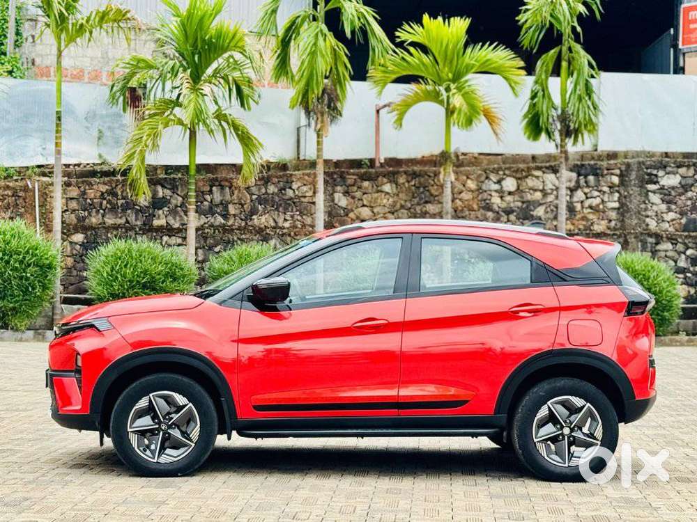 Tata Nexon Creative 1.2 Revotron Petrol 6 Mt, 2023, Petrol