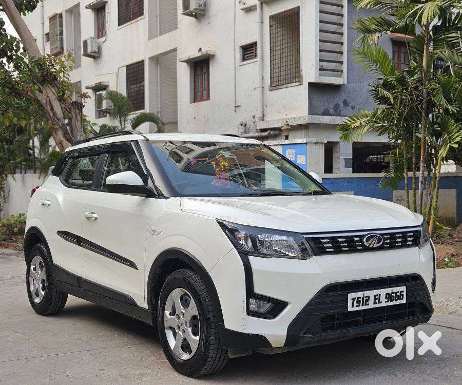 Mahindra Xuv300 W6, 2019, Petrol