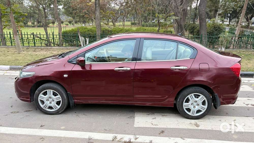 Honda City V Mt Exclusive, 2012, Petrol