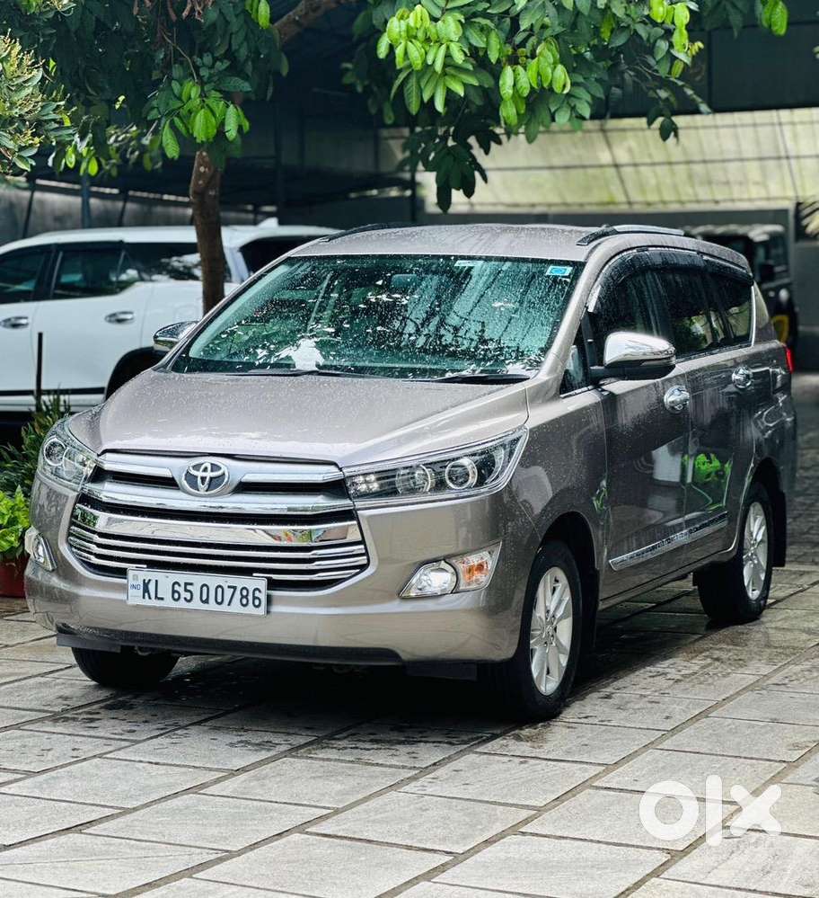 Toyota Innova Crysta 2.4 Vx Mt, 2020, Diesel