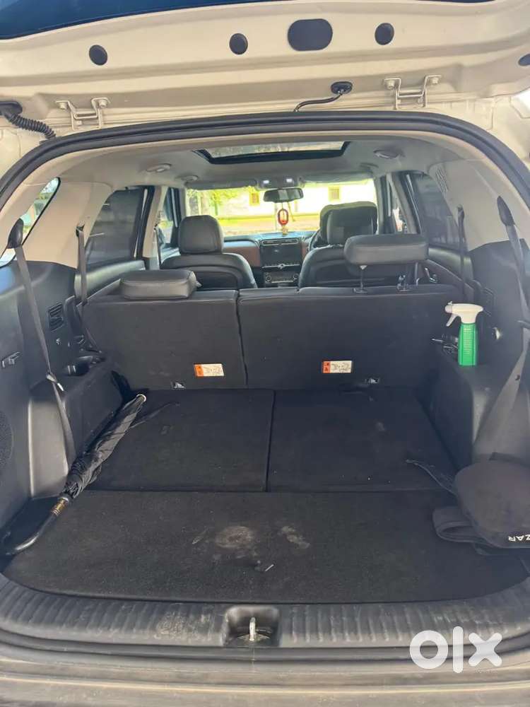 Hyundai Alcazar 2022 Model Petrol Well Maintained Showroom Condition..