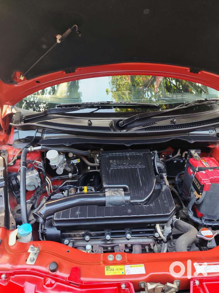 Maruti Suzuki Swift Vxi + Manual, 2017, Petrol