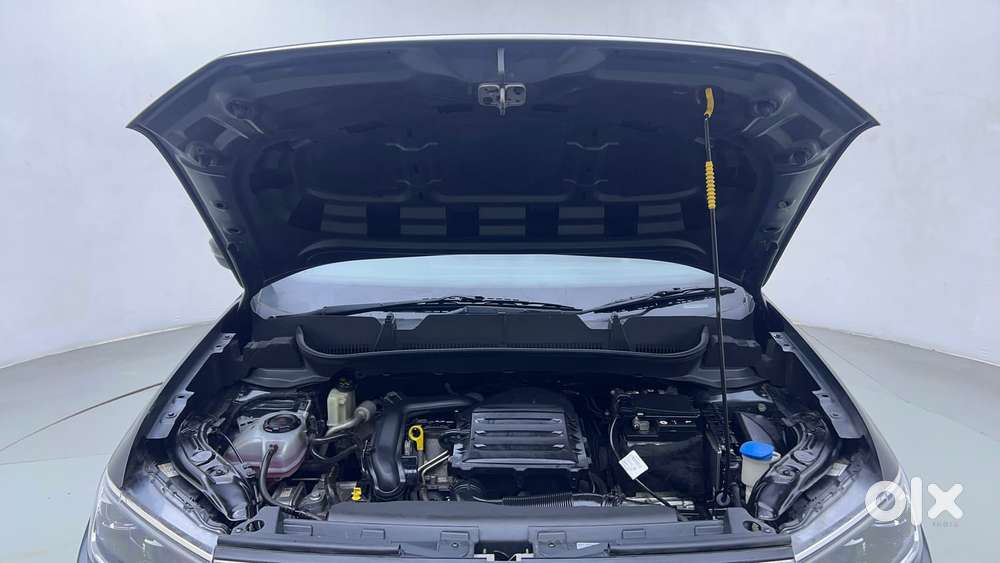 Volkswagen Taigun Topline 1.0 Tsi At (electric Seats), 2022, Petrol