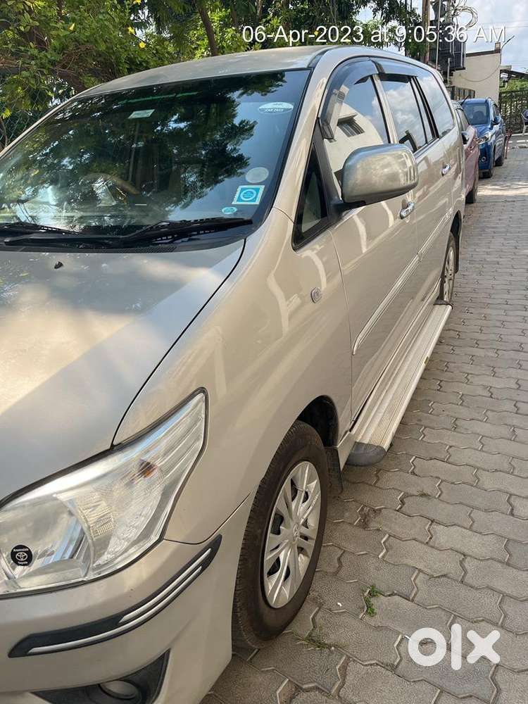 Toyota Innova 2013 Diesel 106000 Km Driven