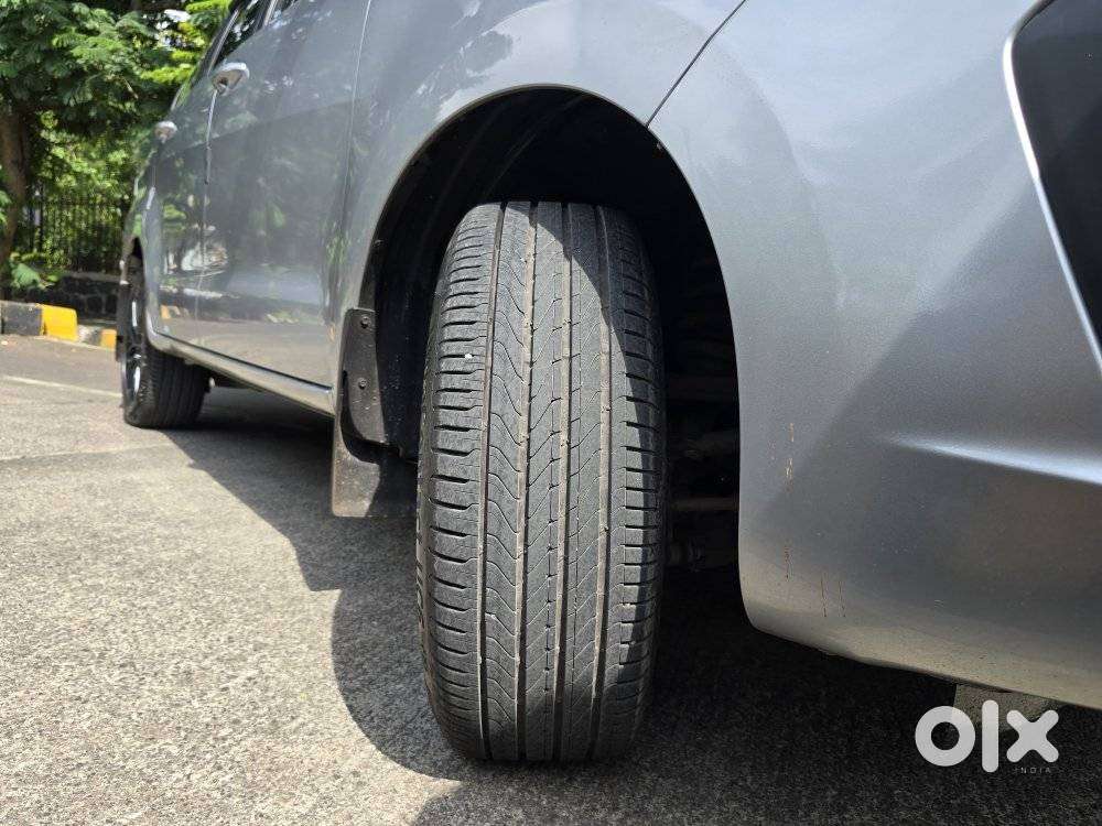 Toyota Innova Crysta [2020-ongoing] 2.4 Gx At 8 Str, 2022, Diesel