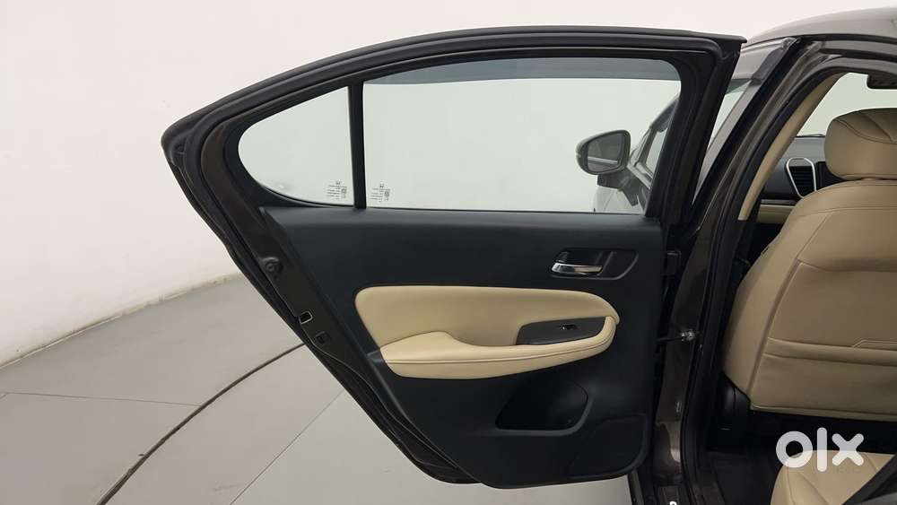 Honda City 1.5 Zx Cvt I-vtec, 2022, Petrol