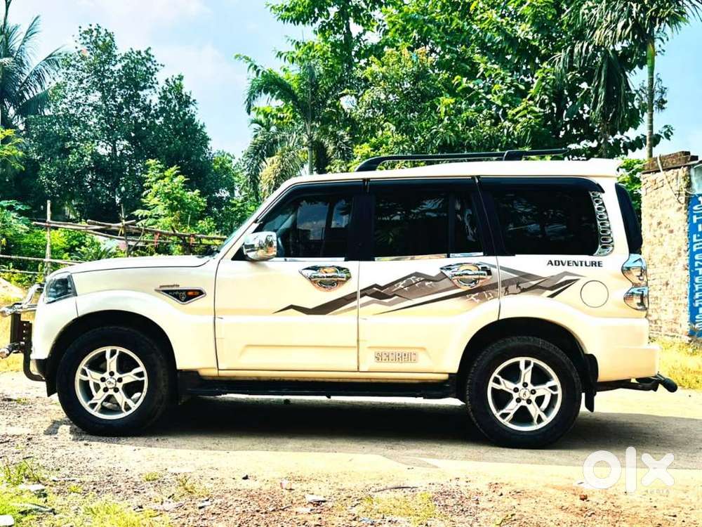 Mahindra Scorpio Adventure Edition 2wd, 2017, Diesel