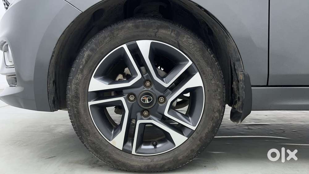 Tata Tiago Xza Plus, 2023, Petrol