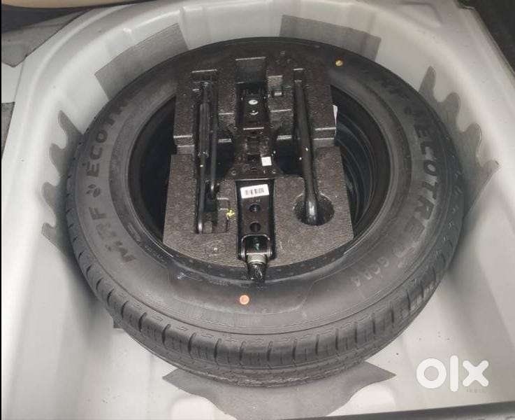 Skoda Slavia 1.0 Ambition Tsi, 2023, Petrol