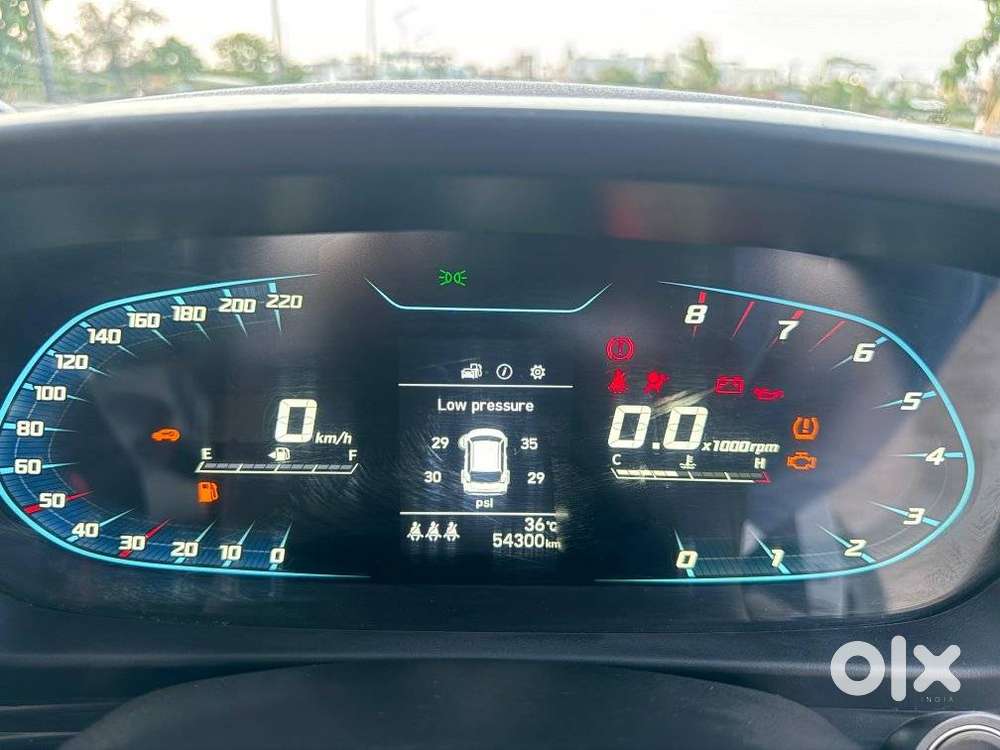 Hyundai I20 Asta (o) 1.2 Mt, 2023, Petrol