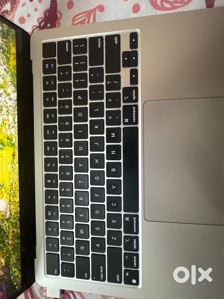 Mac Air M3 Silver USA  - 8gb RAM, 256 SSD