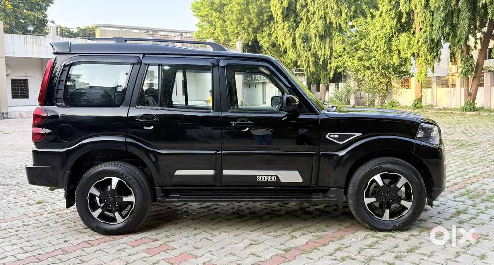 Mahindra Scorpio Classic 2.2 S 11 Mt 7 Str, 2025, Diesel
