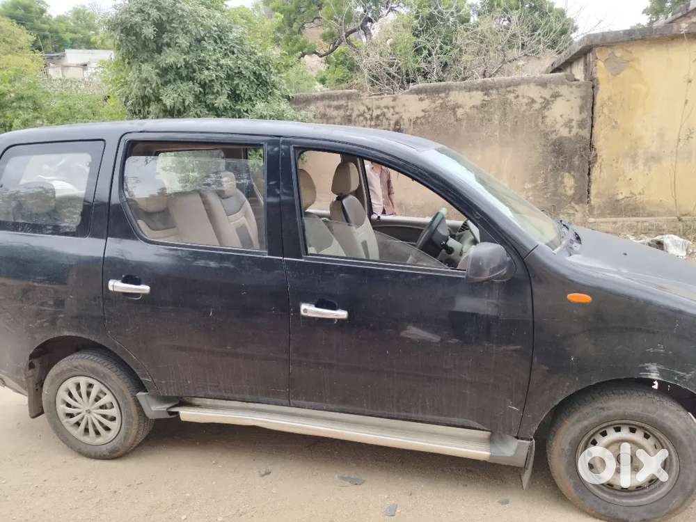 Mahindra Xylo 2.5 D2 Maxx 2011