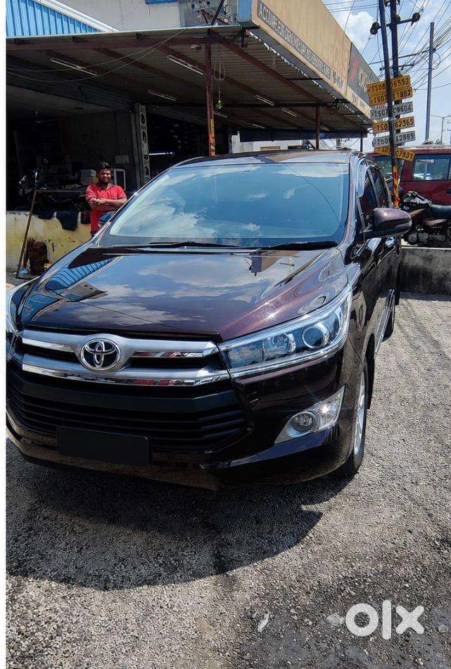 Toyota Innova Crysta 2018 Diesel Well Maintained