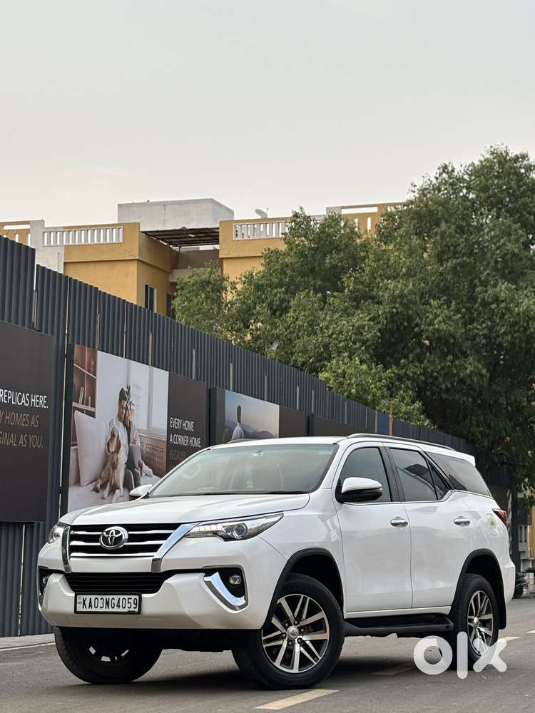 Toyota Fortuner 4x4 Manual Limited Edition, 2020, Diesel