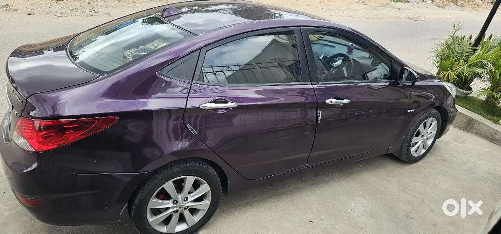 Hyundai Fluidic Verna Sx 2012